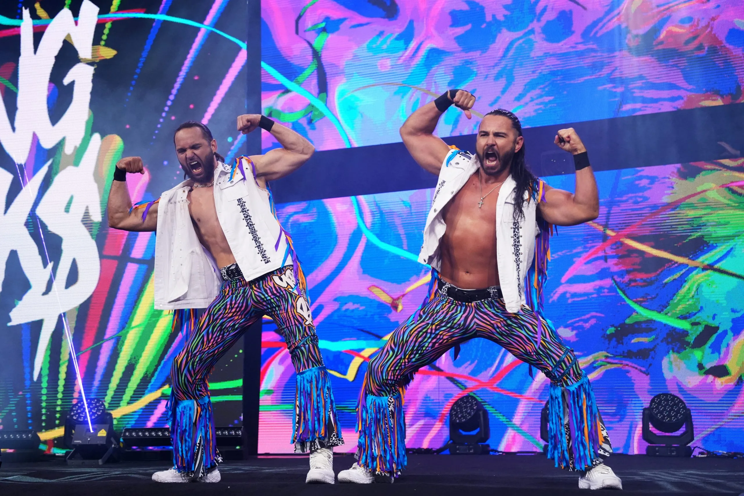 Сегашните договори на The Young Bucks с AEW може да са последните им