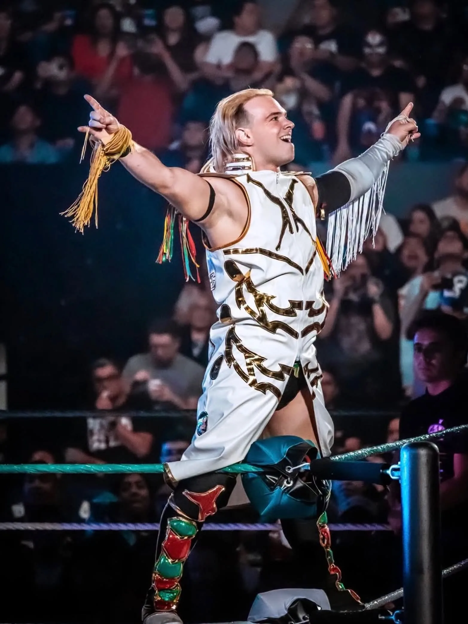 Кечист от AAA впечатлява хората в WWE