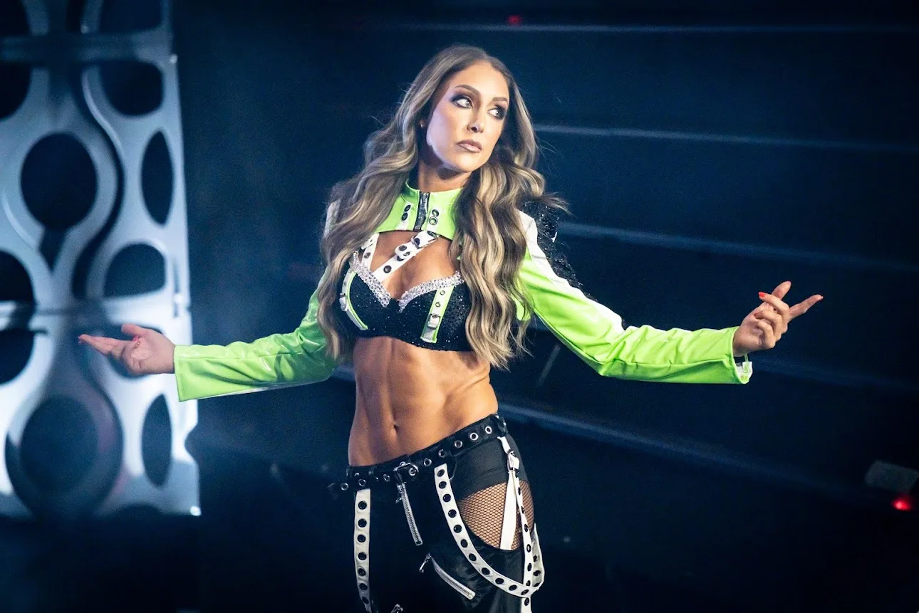 Britt Baker намекна за завръщане в AEW на All In