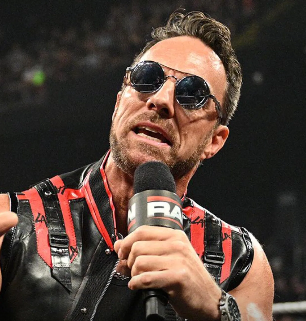 WWE променили огромни планове за LA Knight