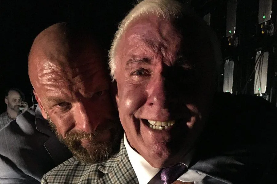 Връща ли се Ric Flair в WWE?
