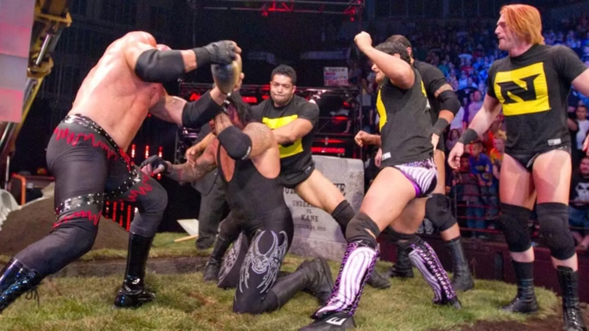 Undertaker срещу Kane – WWE Bragging Rights 2010
