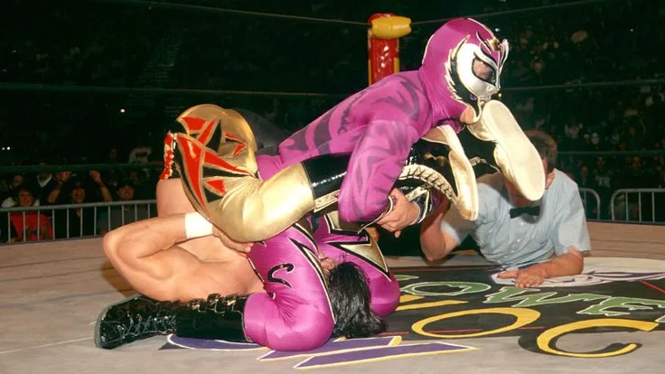 Eddie Guerrero срещу Rey Misterio Jr – WCW Halloween Havoc 1997