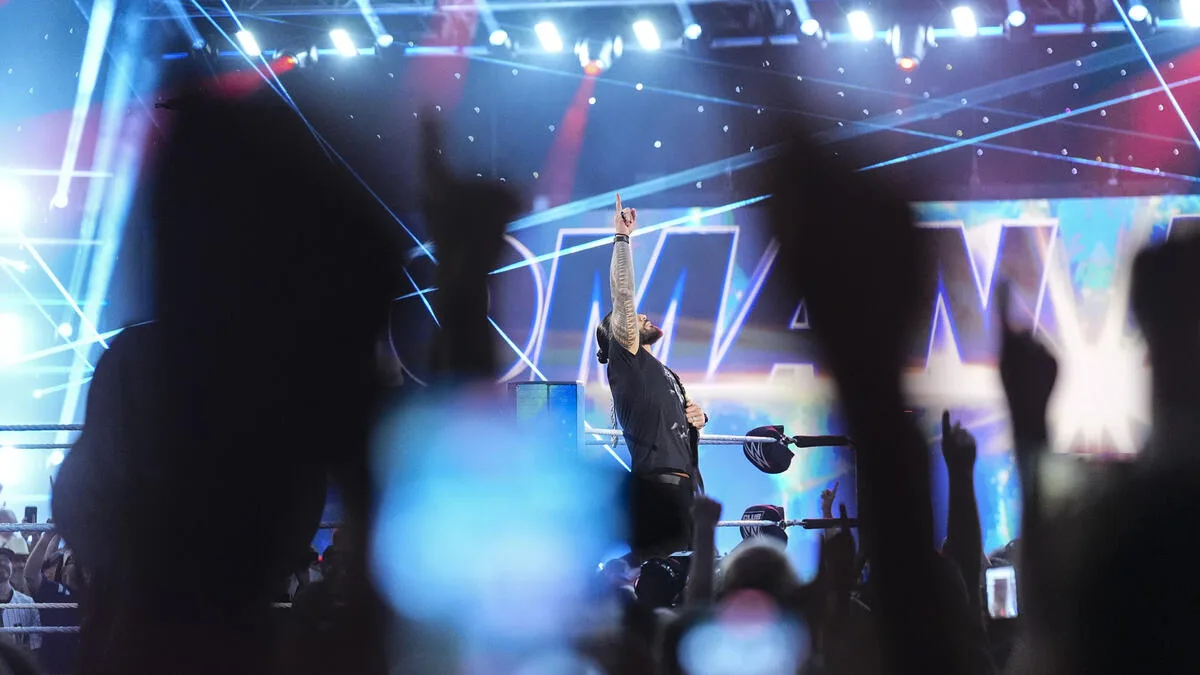 Roman Reigns ще защитава титлата си на Raw в Мексико Сити