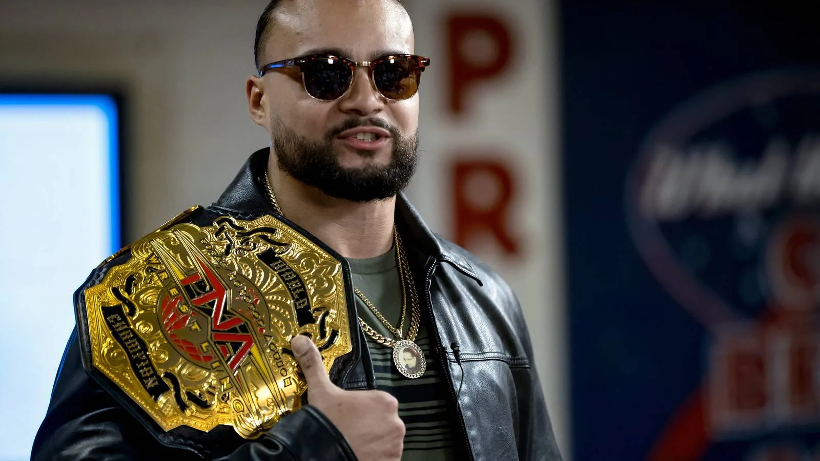 Ще се появи ли Mike Santana на WWE Saturday Night's Main Event?